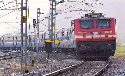 जबलपुर-दानापुर के बीच चलेंगी स्पेशल ट्रेनें, रेलवे ने जारी क... - CG Sandesh