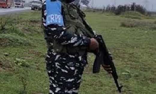 वोटिंग शुरू होने से पहले मतदान केंद्र में मिली CRPF जवान की ... - CG Sandesh