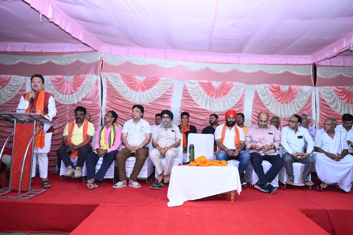 बसना : सर्व समाज सम्मेलन में मुख्य अतिथि के रूप में शामिल हु... - CG Sandesh