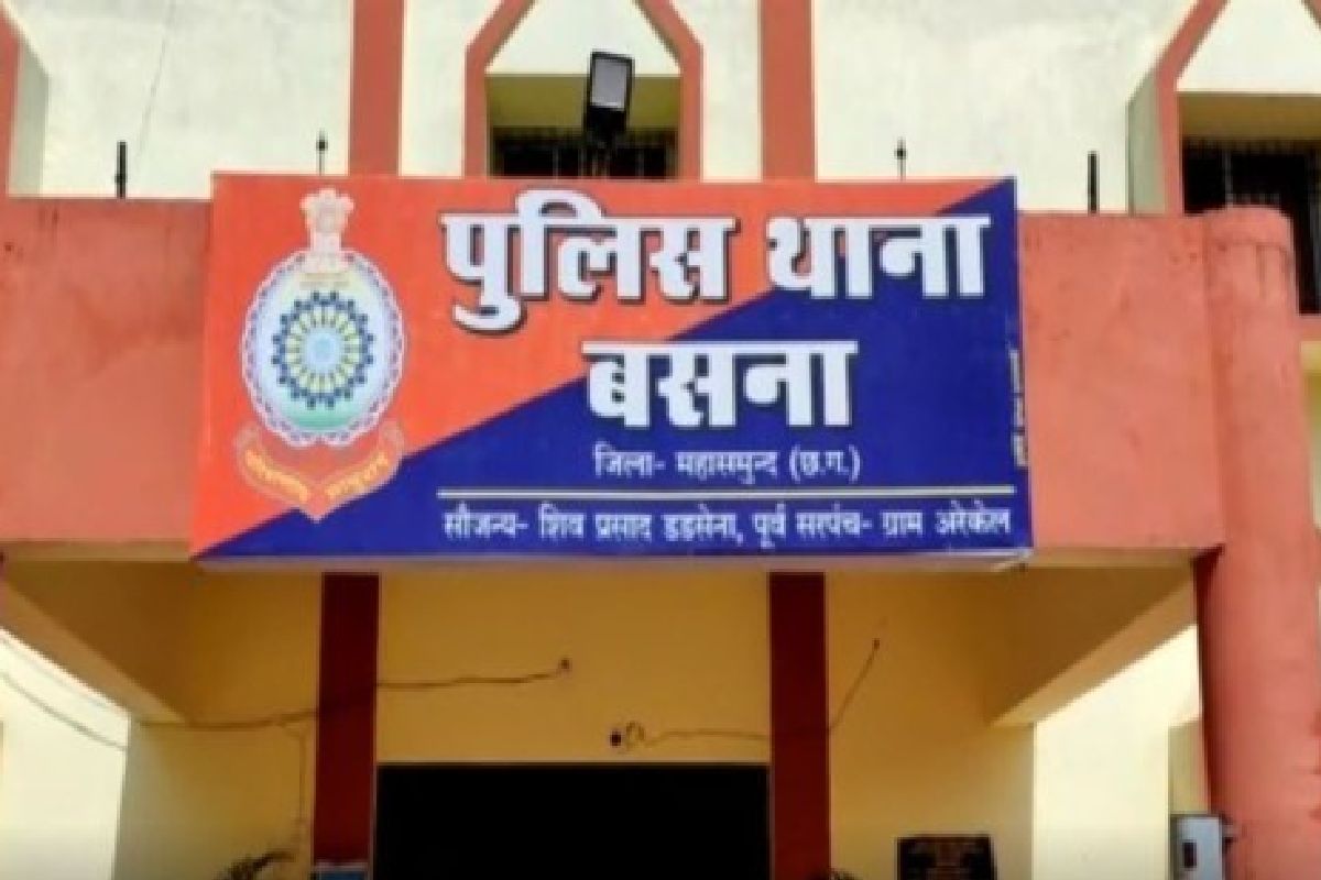 बसना : बाइक की लाइट को अप-डाउन करने की बात पर चाक़ू से हमला - CG Sandesh