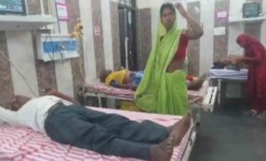 दशगात्र कार्यक्रम में मधुमक्खियों ने बोला हमला, 12 लोग घायल,... - CG Sandesh