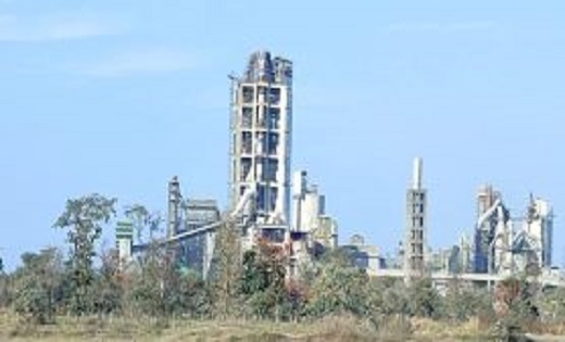 अंबुजा सीमेंट संयंत्र में माइंस में सिलेंडर भरने के दौरान हु... - CG Sandesh