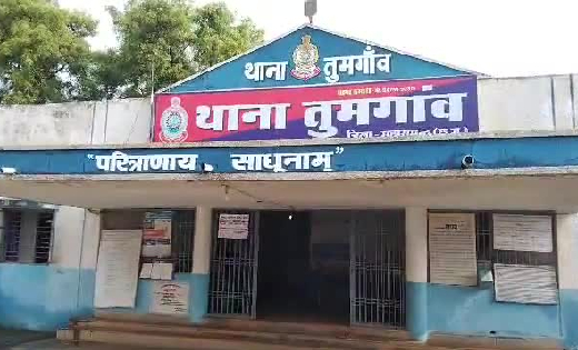 तुमगांव : खेत में खाद छिडकने गए व्यक्ति की गाड़ी चोरी