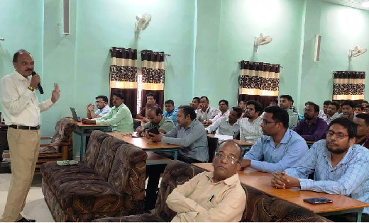 महासमुंद : 111 माइक्रो ऑब्जर्वर को दिया गया प्रशिक्षण - CG Sandesh