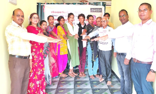 महासमुंद : तृतीय लिंग के मतदाताओं को मतदान के लिए किया जागरू... - CG Sandesh