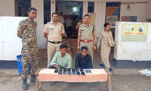 सरायपाली : 14 नए व पुराने मोबाइल के साथ 02 आरोपी गिरफ्तार - CG Sandesh