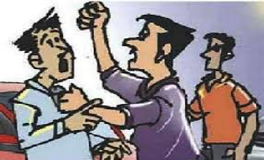 सरायपाली : माँ बेटे के साथ मारपीट - CG Sandesh