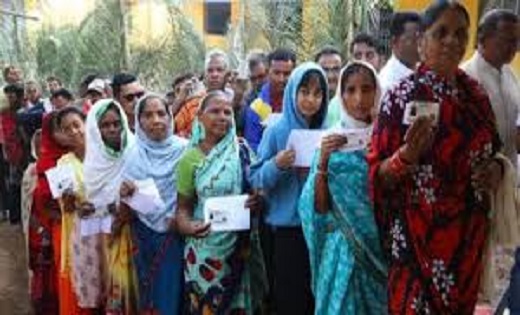 बस्तर सीट पर वोटिंग शुरू, 11 उम्मीदवारों का भाग्य आज EVM में... - CG Sandesh