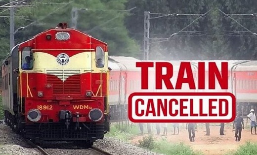 यात्रीगण कृपया ध्यान दें : छग से होकर गुजरने वाली 19 एक्सप्रेस ट्रेने रद्द, देखें लिस्ट