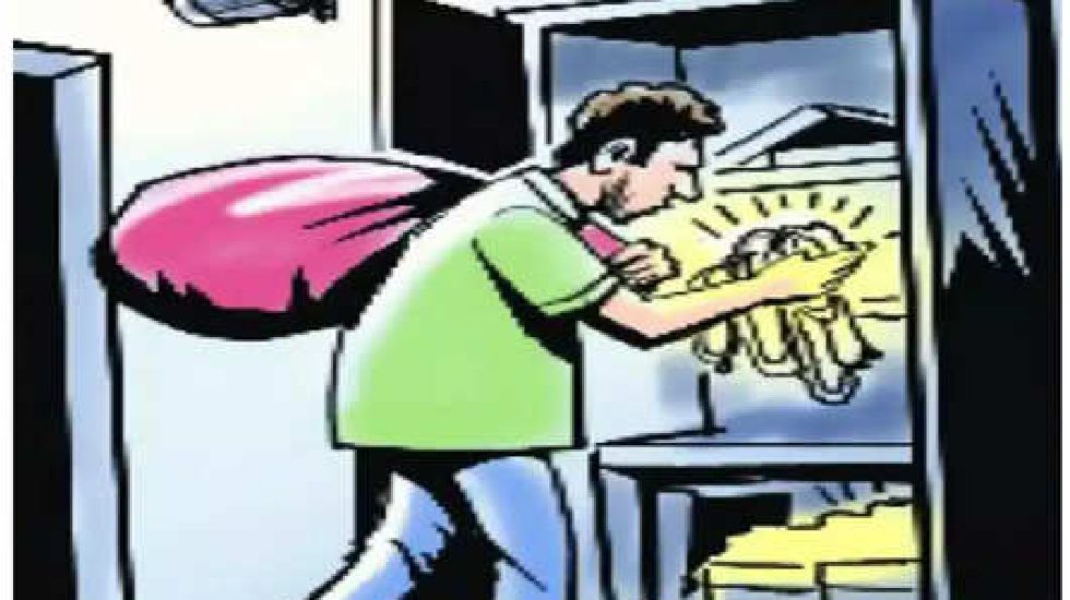 बसना : 35 हजार नगदी रकम के साथ 1 लाख 95 हजार के सोने चांदी क... - CG Sandesh