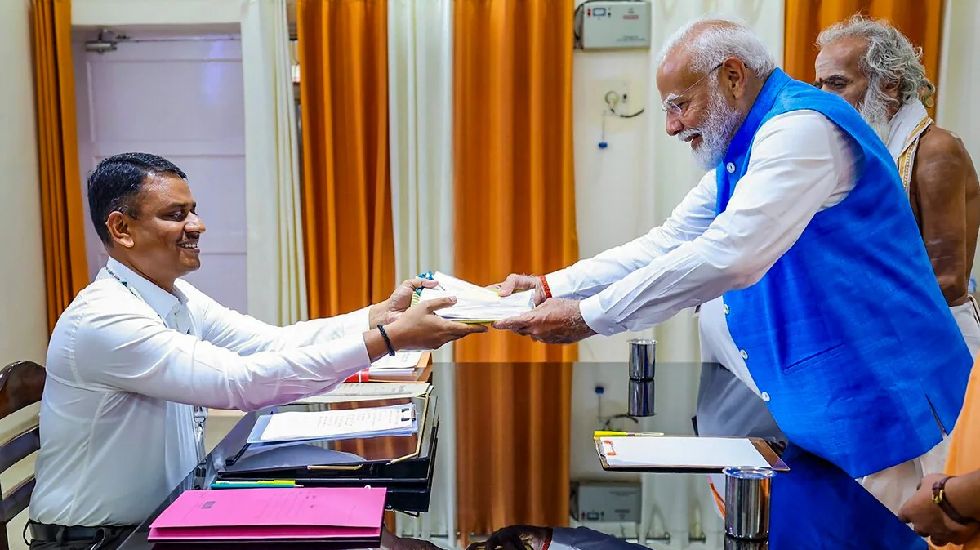 पीएम मोदी के पास हैं इतनी सम्पति, चुनावी हलफनामे में दी जानक... - CG Sandesh