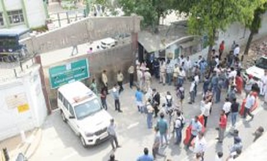 Breaking: राजधानी में DPS समेत 60 स्कूलों में बम की धमकी - CG Sandesh