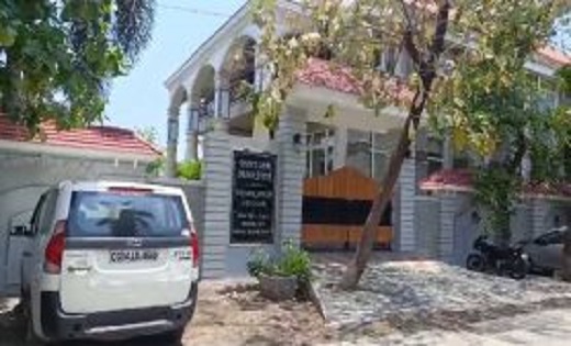 CG Breaking: EOW के अधिकारियों ने शराब कारोबारी पप्पू ढिल्लन... - CG Sandesh