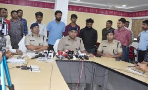 बड़ी खबर : अंतर्राष्ट्रीय गिरोह अमन साहू गैंग के 4 आरोपी गिरफ्तार, शूटर्स लॉरेंस बिश्नोई एवं अमन साहू के टार्गेट को देते हैं अंजाम