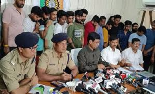 पुलिस ने सब्जीवाला, पेपरवाला बनकर की रेकी, किया सट्टेबाजों को भंडाफोड़, धरे गए 26 सटोरिए