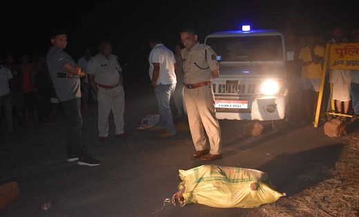 CG CRIME : सड़क किनारे बोरी में बंद मिली महिला की लाश, घर से ... - CG Sandesh