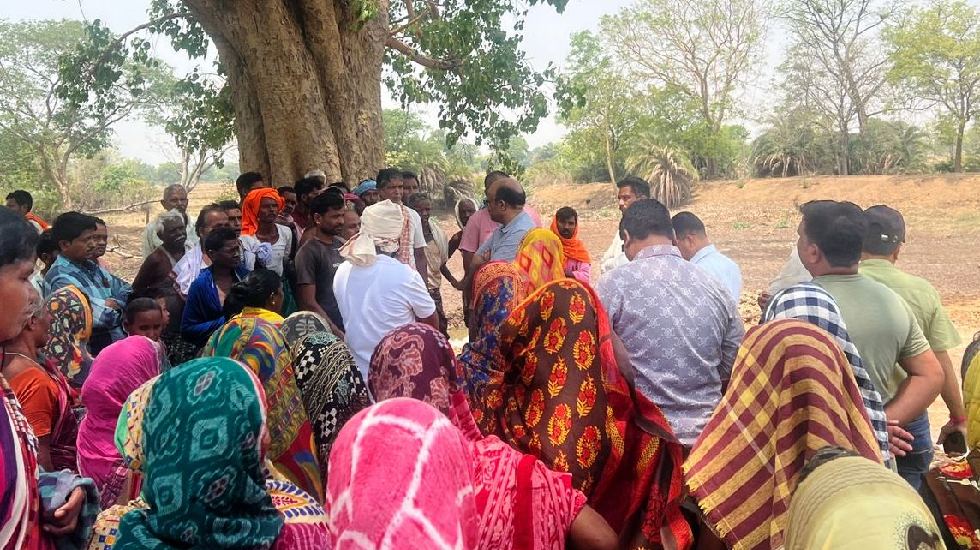 सिंघोड़ा में स्वीकृत तलीबंद तालाब गहरीकरण कार्य का सीईओ आलोक ... - CG Sandesh