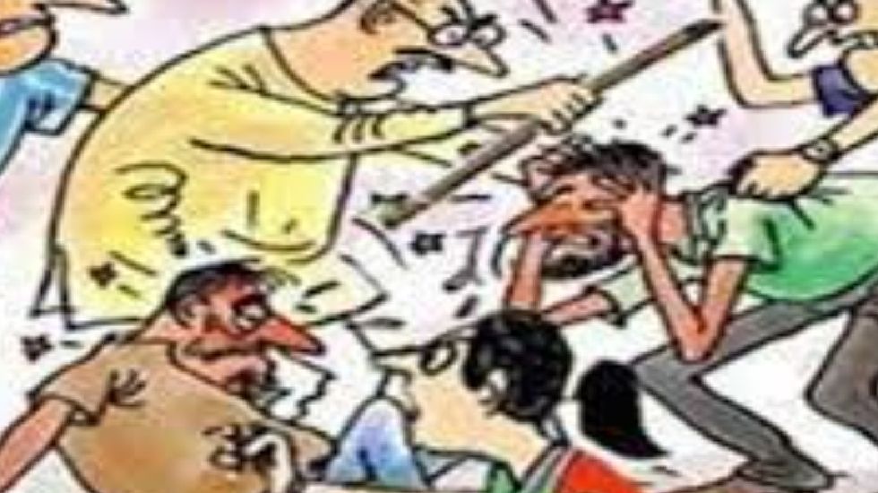 महासमुंद : पत्थर खाली करने को लेकर महिला का उसके जेठ-जेठनी स... - CG Sandesh