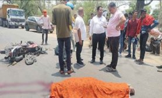 भीषण सड़क हादसा: तेज रफ़्तार थार ने बाइक सवारों लोगों को ठोका,... - CG Sandesh
