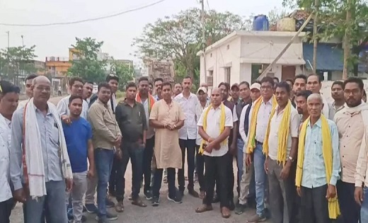 CG : डिप्टी रेंजर की दबंगई, सर्व आदिवासी समाज में भारी आक्रो... - CG Sandesh