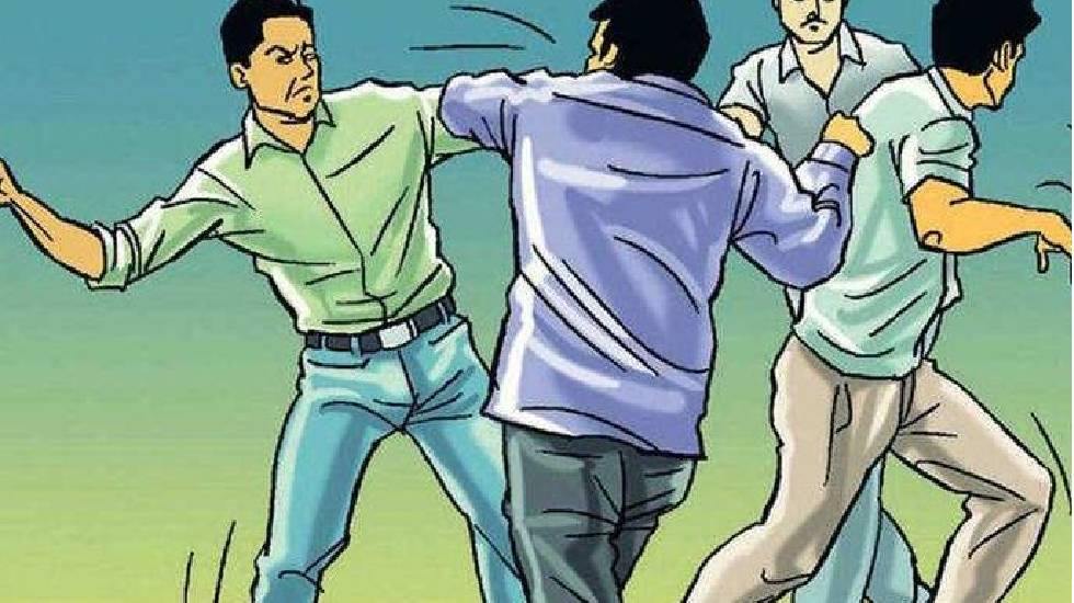 सरायपाली : पैतृक जमीन पर कब्ज़ा करने से मना करने पर मारपीट. - CG Sandesh