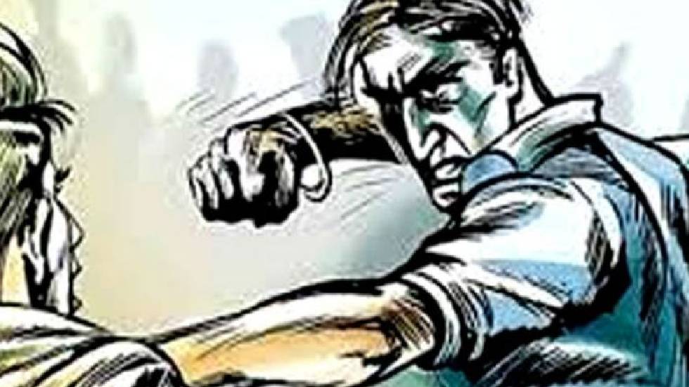 तुमगांव : बाजार चौक में पुराने विवाद के चलते मारपीट - CG Sandesh