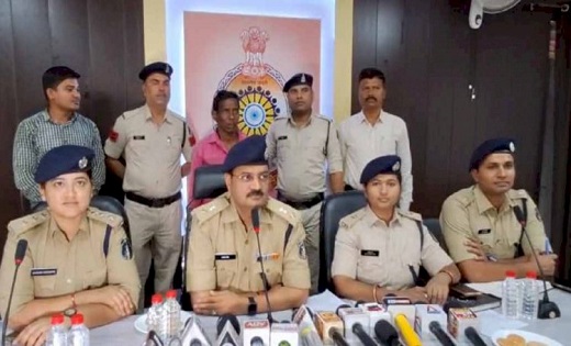 अंधे कत्ल की गुत्थी सुलझी ,चौकीदार की जली हुई मिली थी लाश…अव... - CG Sandesh