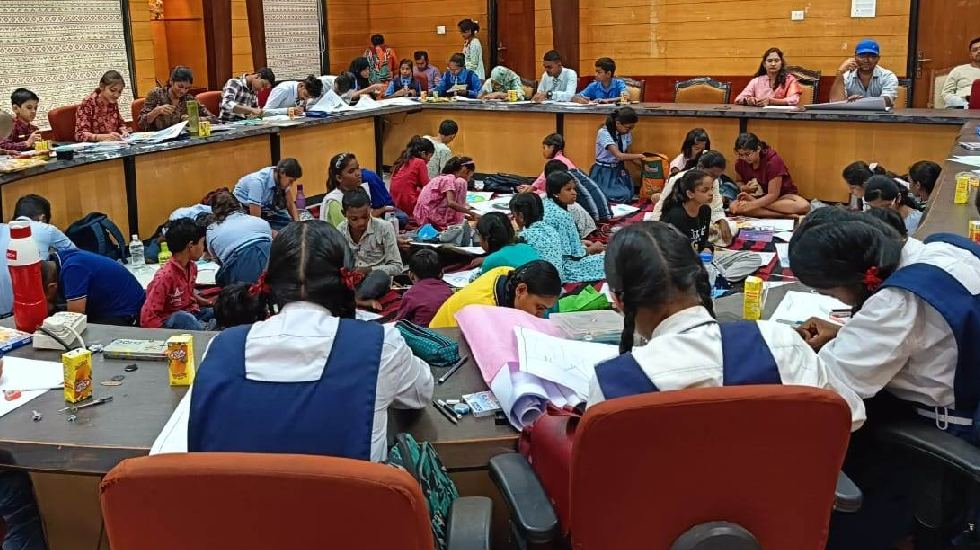 पर्यावरण संतुलन के लिये अपने व्यवहार में परिवर्तन लायें - डॉ... - CG Sandesh
