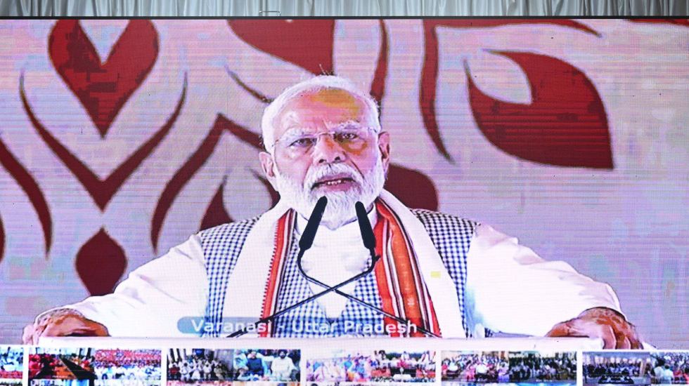 दुनिया के सभी घरों के डायनिंग टेबल पर हो कोई न कोई भारतीय खा... - CG Sandesh