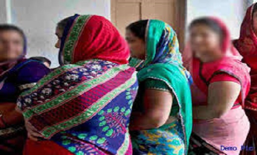 Ajab-Gajab : पति की मौत के बाद अनुकंपा नौकरी मांगने पहुंच गई... - CG Sandesh
