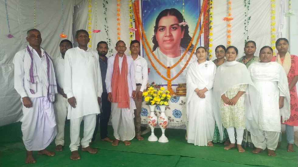बसना : ब्रह्माकुमारी ओम राधे की 59 वीं पुण्य तिथि श्रद्घापूर... - CG Sandesh