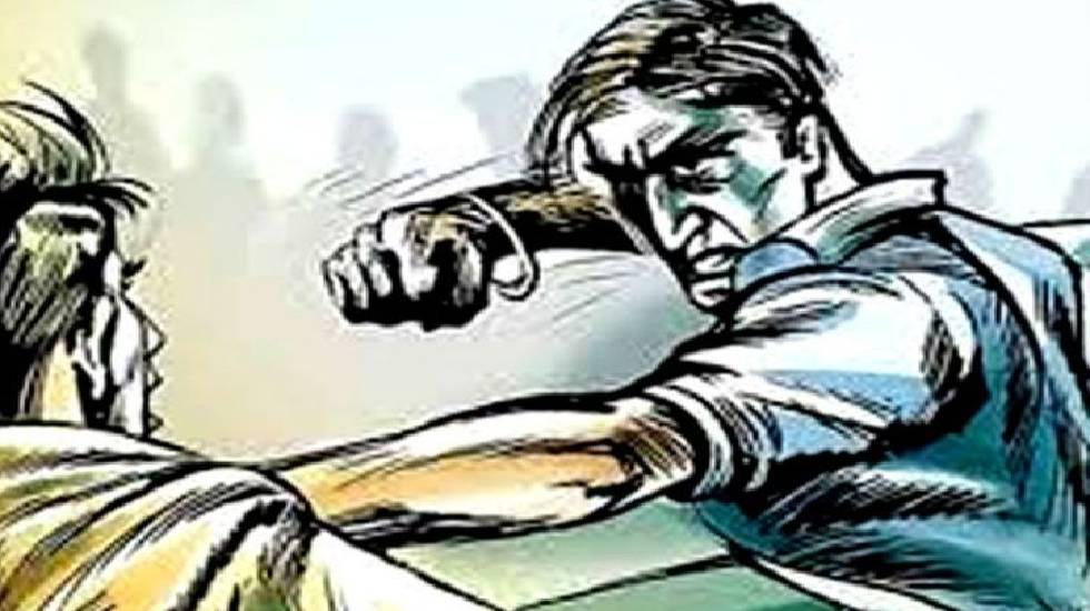 पिथौरा : टोपी निकलने से मना करने पर अश्लील गाली गलौच करते की... - CG Sandesh