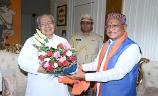 CM विष्णुदेव साय ने राज्यपाल से की मुलाकात, किसानों को खाद-बीज उपलब्ध कराने और प्रदेश के विकास पर की चर्चा