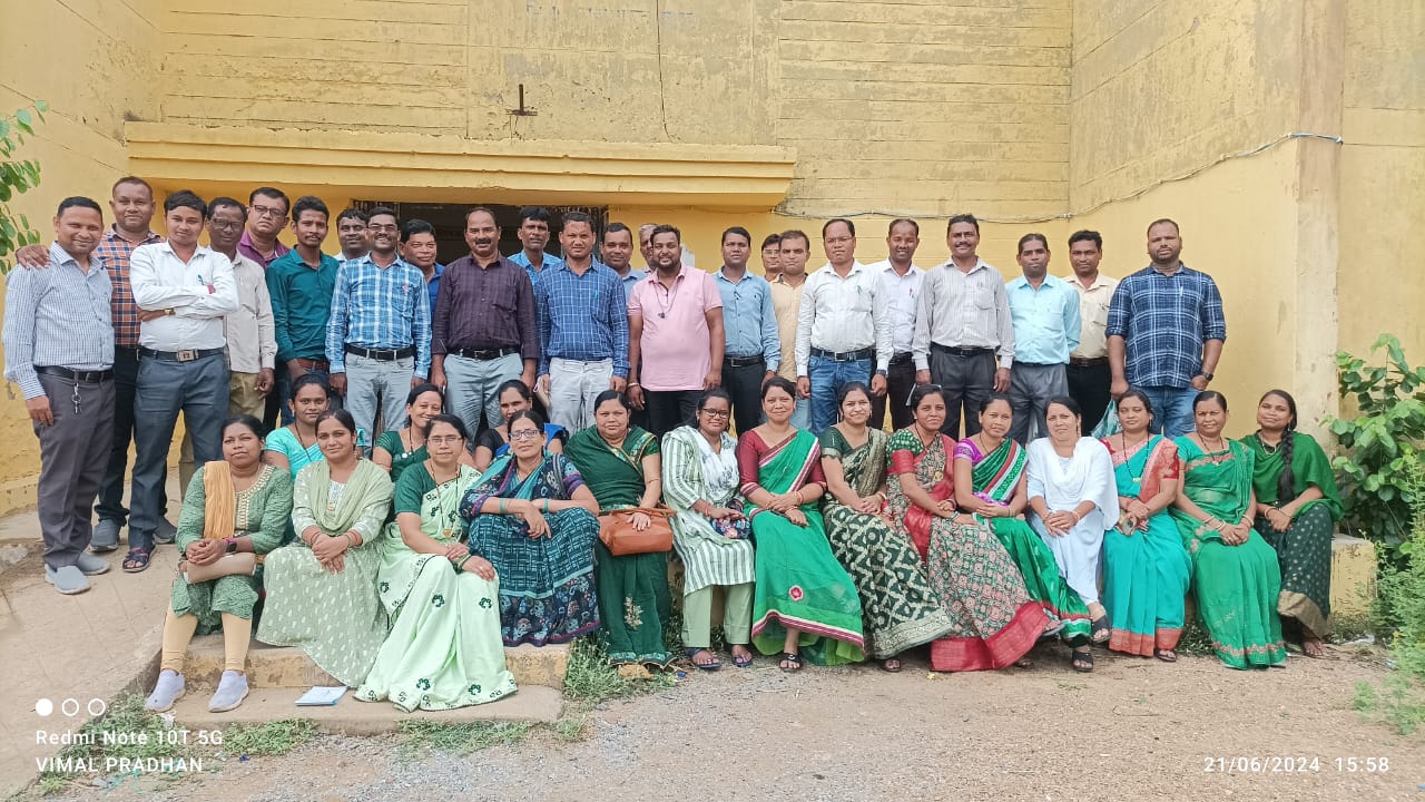 सरायपाली : एफएलएन प्रशिक्षण में शामिल हुए शिक्षक - CG Sandesh