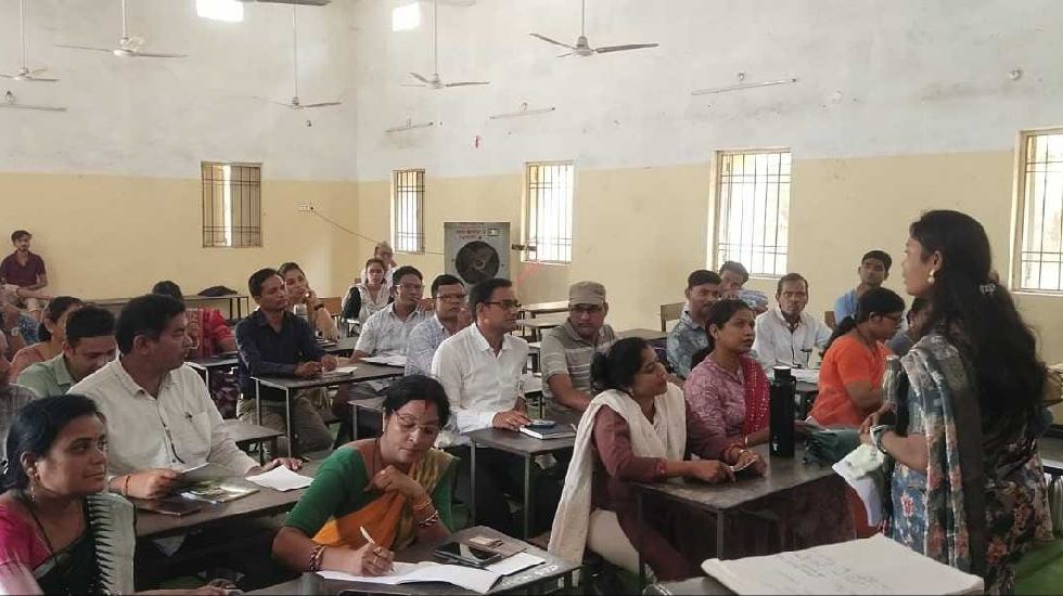 महासमुंद में पर्यावरण संरक्षण हेतु शीड बॉल निर्माण प्रशिक्षण... - CG Sandesh