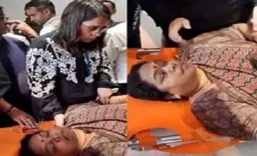पेपर लीक को लेकर विरोध कर रहीं सांसद फूलो देवी हुईं बेहोश, र... - CG Sandesh