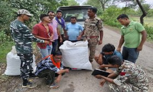 69 किलो गांजा के साथ ओडिशा के दो तस्कर गिरफ्तार - CG Sandesh