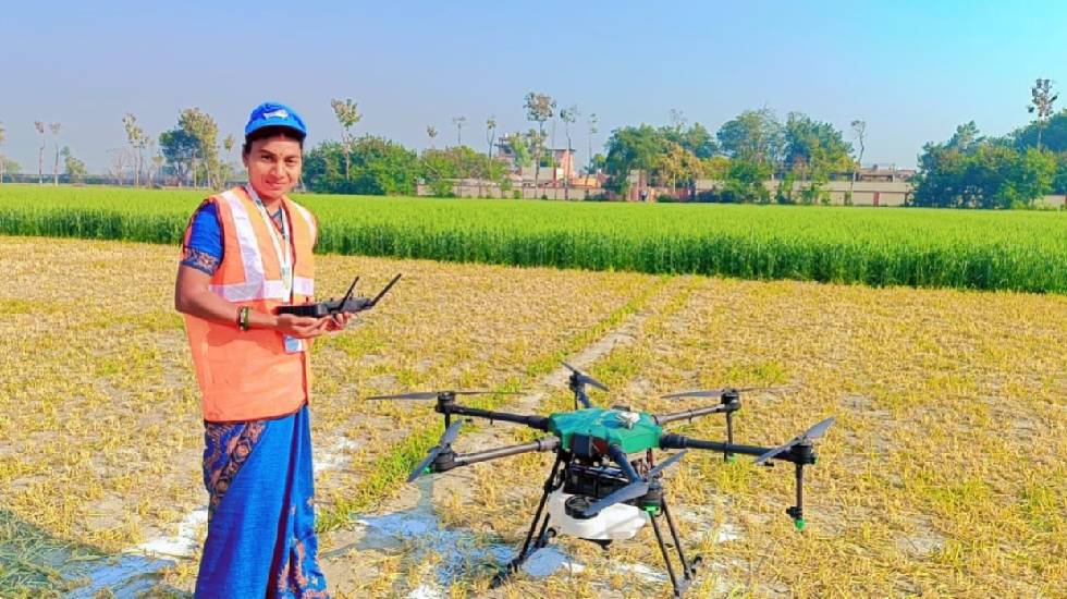 पुष्पा के हौंसलों को मिली उड़ान, लखपति दीदी बनने का सपना हुआ ... - CG Sandesh