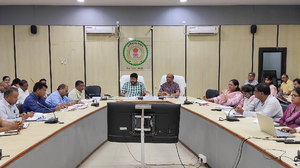 महासमुंद : कलेक्टर ने कृषि, उद्यानिकी, पशुपालन और मछलीपालन व... - CG Sandesh
