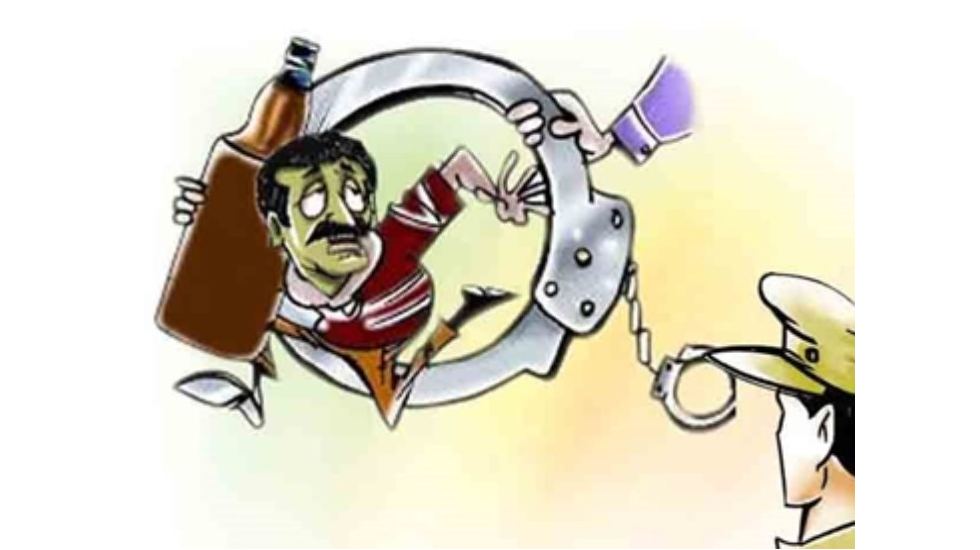 सरायपाली : अवैध शराब के खिलाफ दो मामलों में कार्यवाही, तीन ग... - CG Sandesh