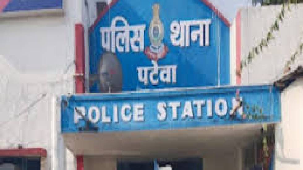 पटेवा : घर के बाहर खड़ी मोटर सायकल चोरी - CG Sandesh