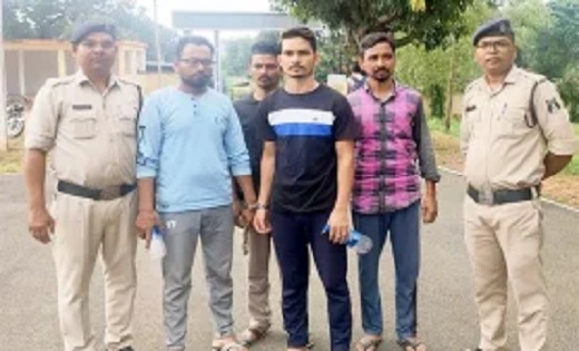 8वीं पास साइबर ठगों के गैंग ने छत्तीसगढ़ के 25 जिलों में 321 ... - CG Sandesh