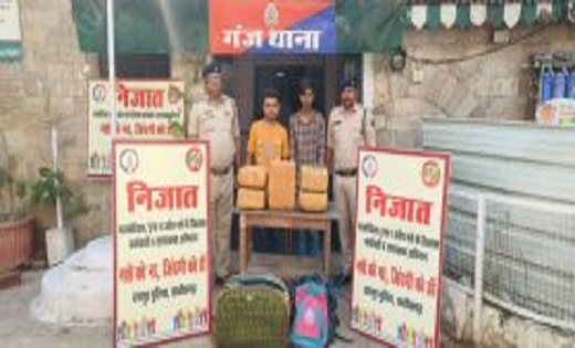 रायपुर पुलिस के निजात अभियान के तहत नशे के विरुद्ध लगातार प्रहार, विजिबल पुलिसिंग से अपराधों में आई कमी