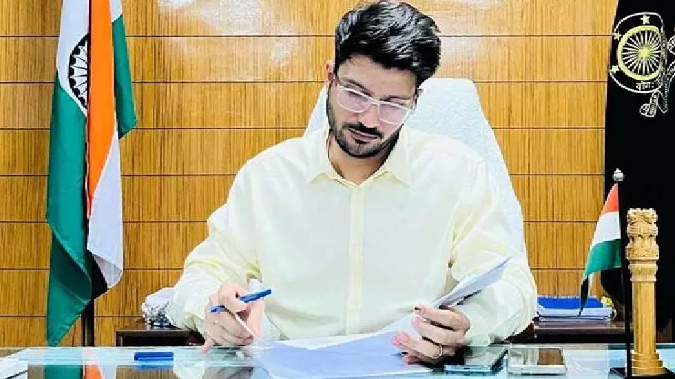 बलौदाबाजार-भाटापारा कलेक्टर ने अपराधी को किया जिला बदर, आदेश... - CG Sandesh