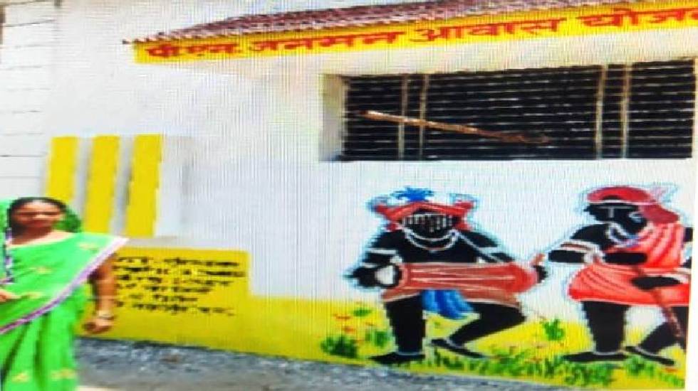महासमुंद : सुमिन कमार को प्रधानमंत्री जन-मन आवास योजना से मि... - CG Sandesh
