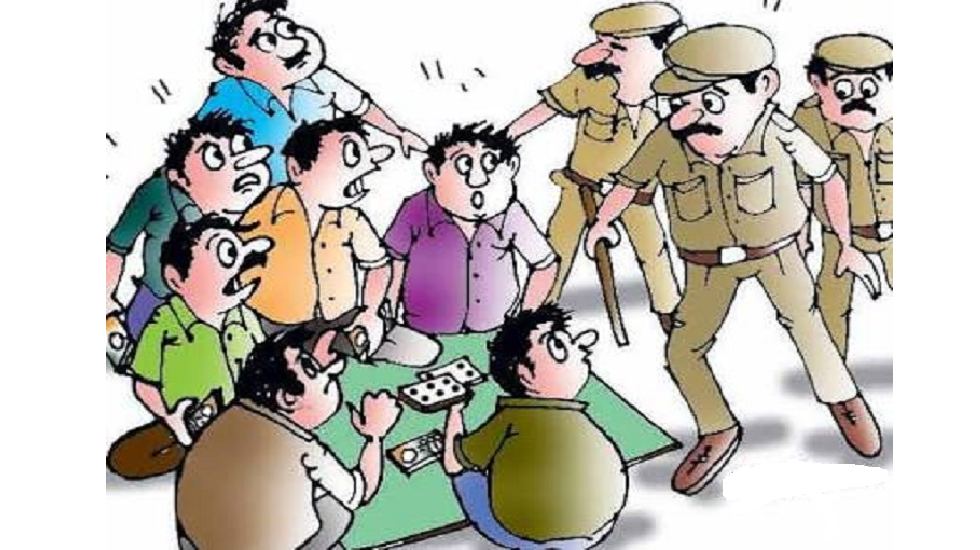 खल्लारी : जंगल में 6 जुआड़ीयों को पुलिस ने पकड़ा, 1.1 लाख रुपय... - CG Sandesh