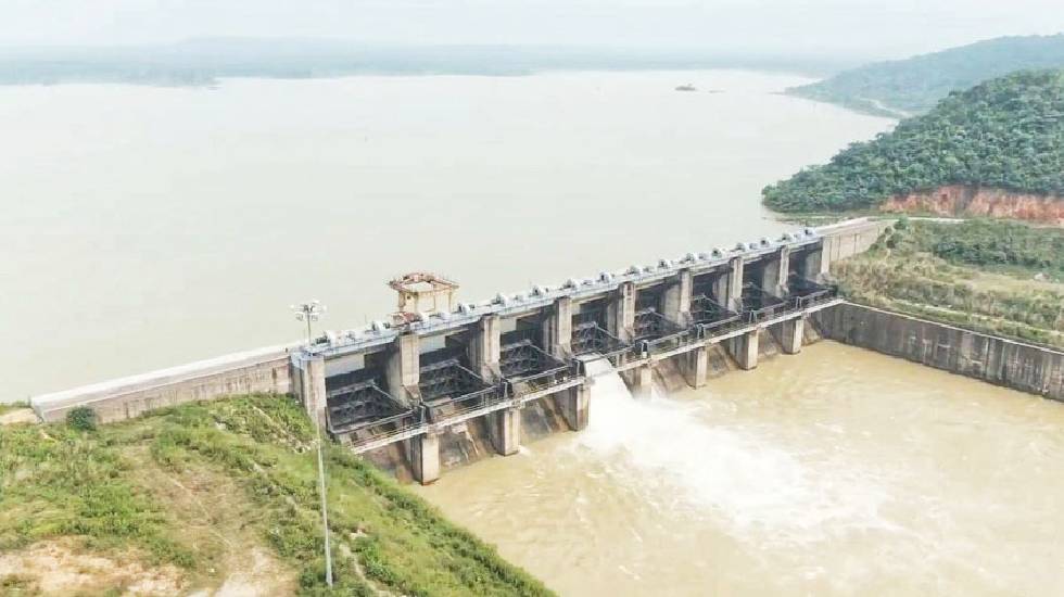 CG : भारी बारिश के चलते केलो डैम के 4 गेट खोले जा रहे, चक्रप... - CG Sandesh