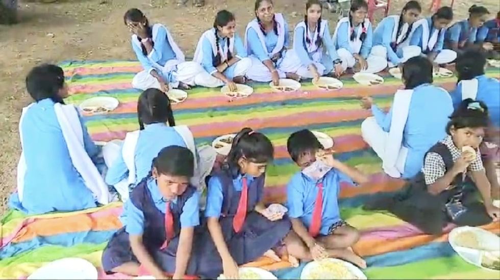 सरायपाली : गनियारीपाली में संकुल स्तरीय शाला प्रवेश उत्सव का... - CG Sandesh