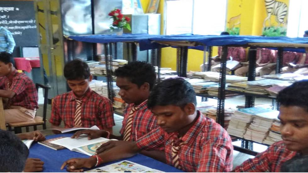 महासमुंद : एकलव्य आदर्श आवासीय विद्यालय के परीक्षा परिणाम मे... - CG Sandesh