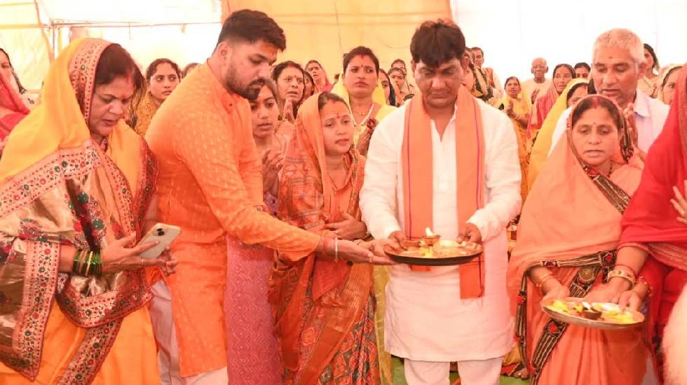 महासमुंद : महारुद्राभिषेक व हवन-पूजन कार्यक्रम में उमड़ रही ... - CG Sandesh
